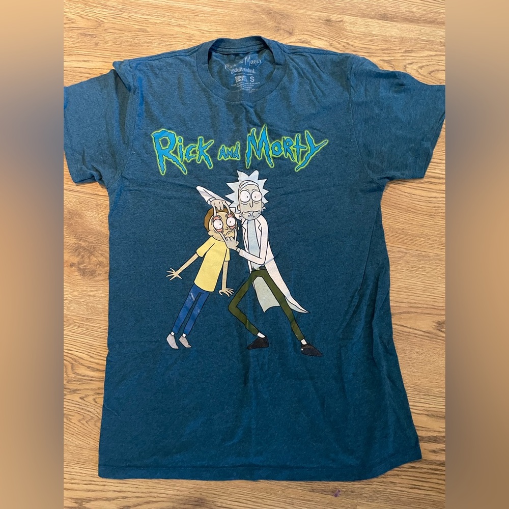 Blue Rick and Morty Shirt men’s small